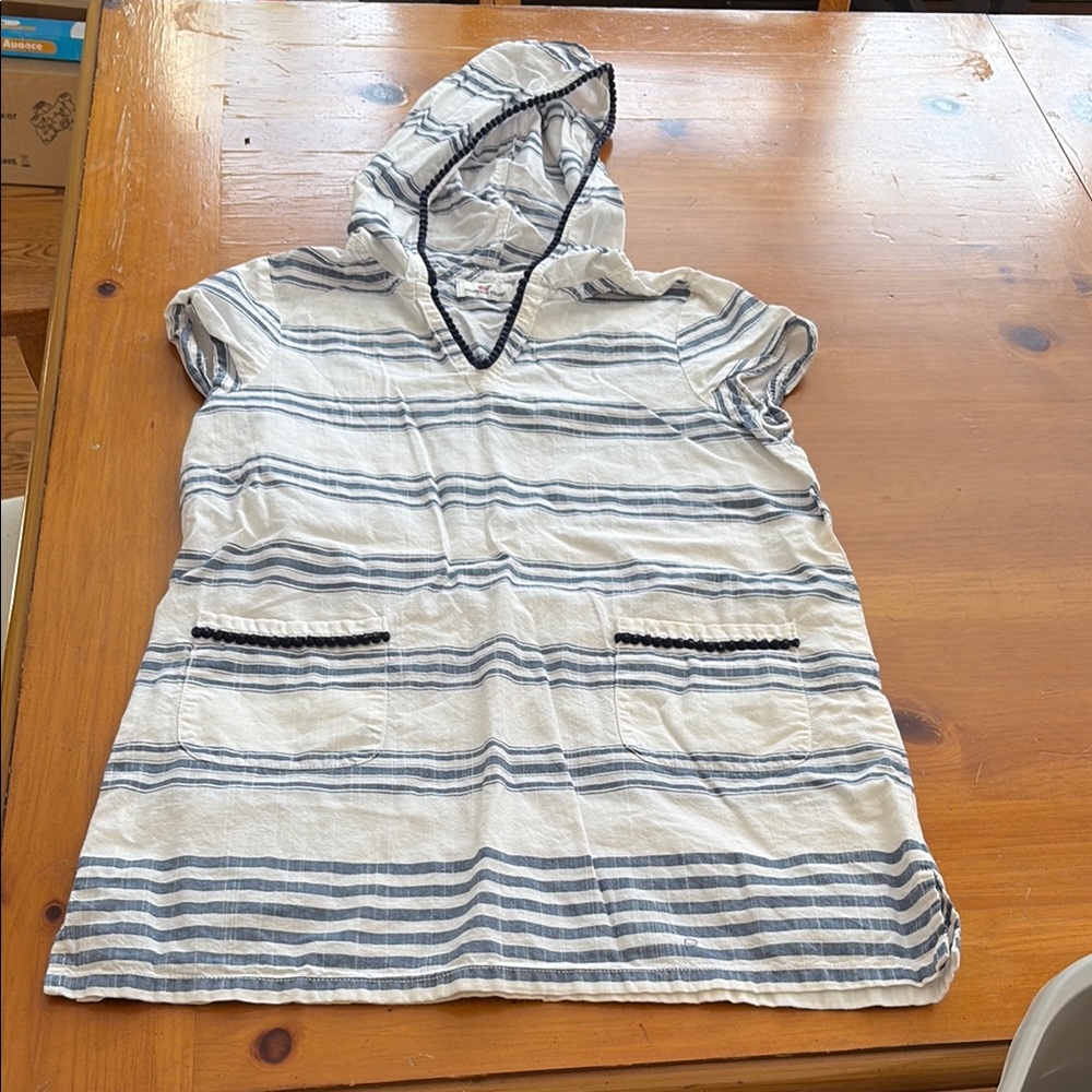 Medium 8-10 vineyard vines Striped Hooded Tunic with Pockets